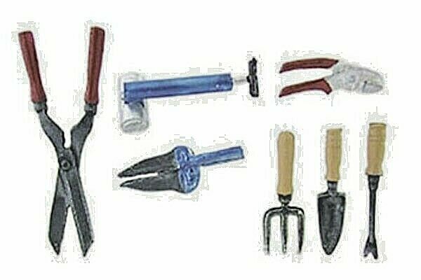 Dollhouse Miniature Garden Tool Set