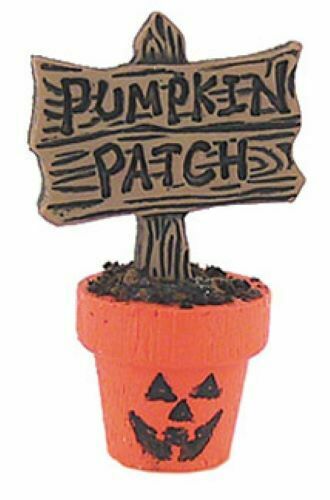 Miniature Halloween Flower Pot with Pumpkin Patch Sign