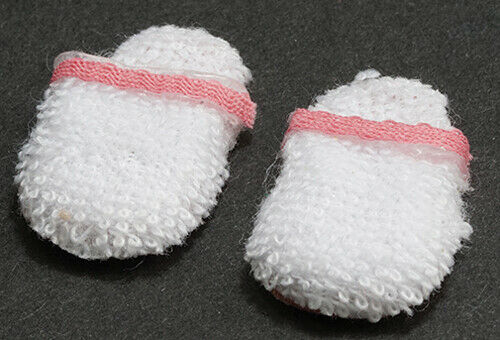 Dollhouse Miniature Women's Slippers White and Pink