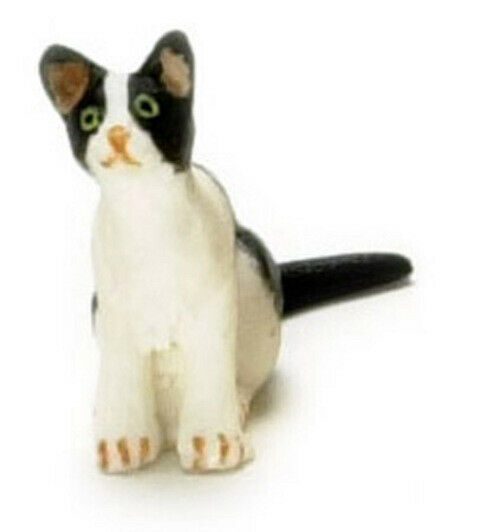 Dollhouse Miniature Black/White Kitten