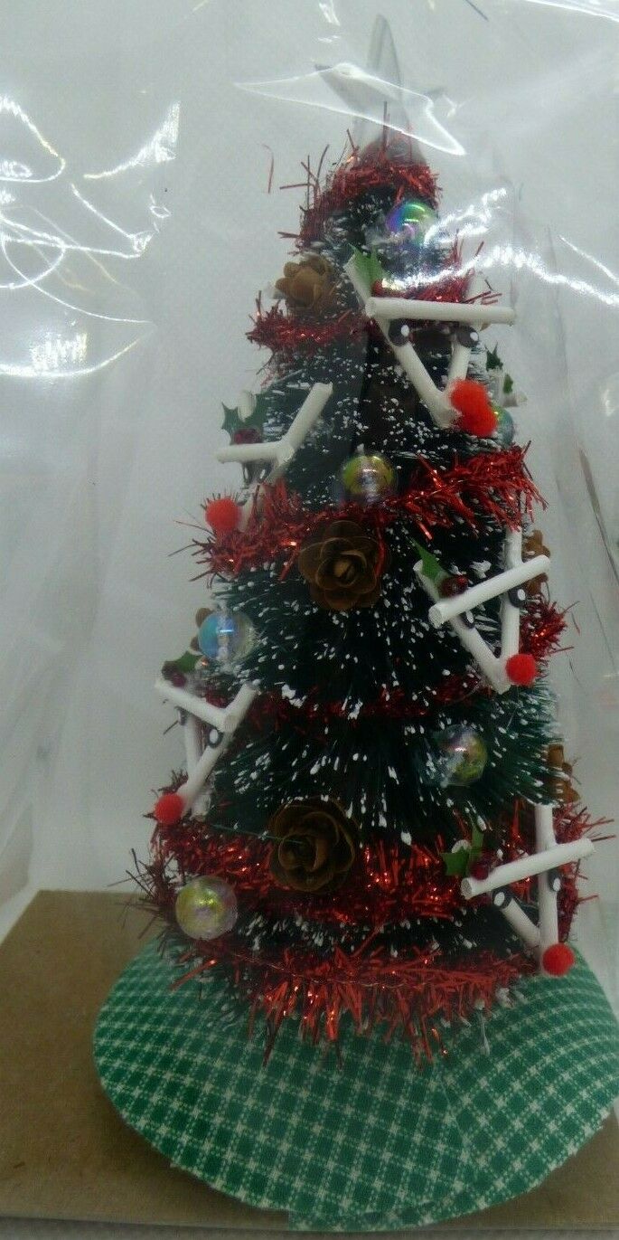 Handcrafted Christmas Tree "Reindeer" and FREE Matching Wreath