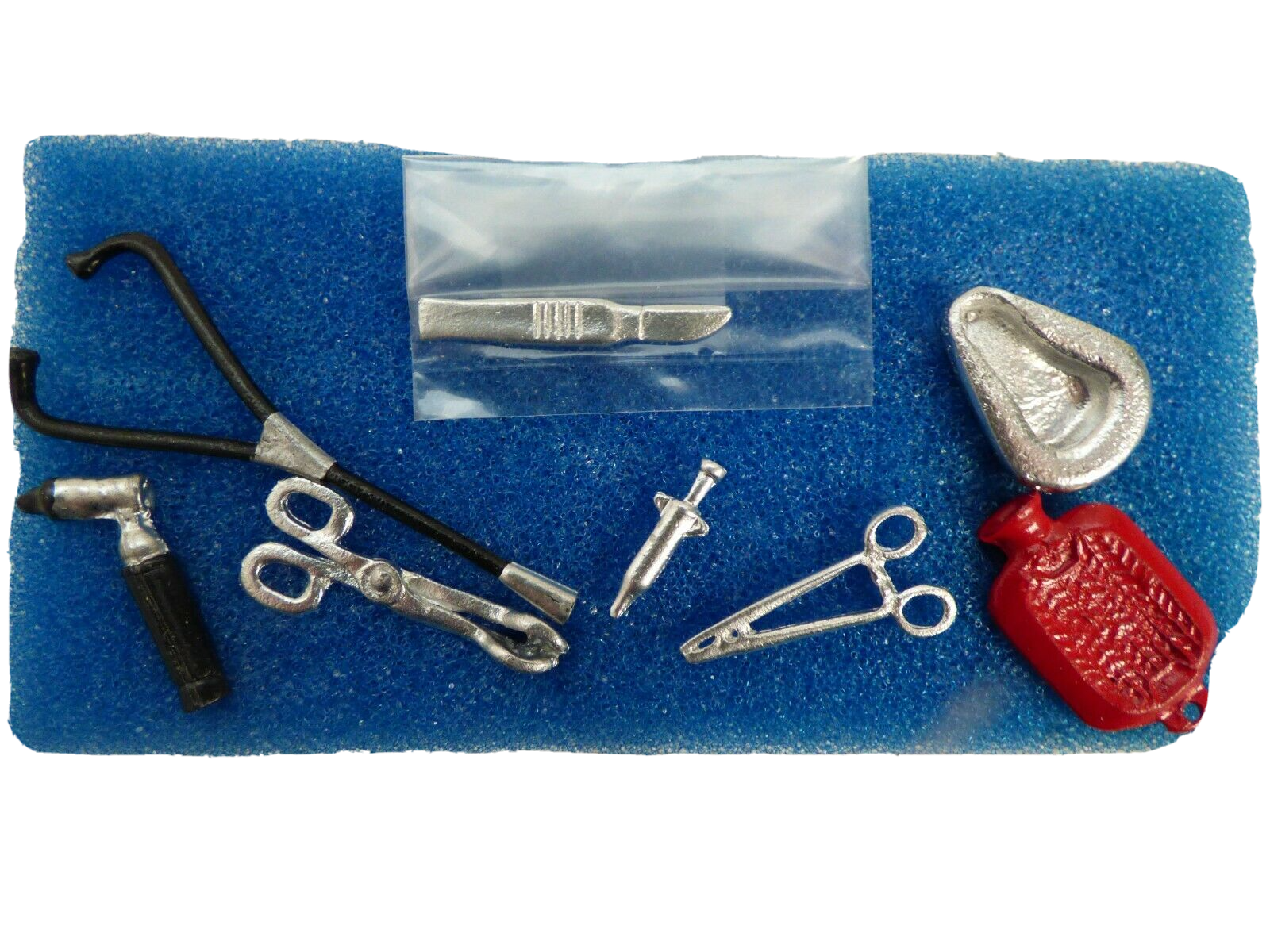 Dollhouse Miniature Medical Set of 7 Pieces