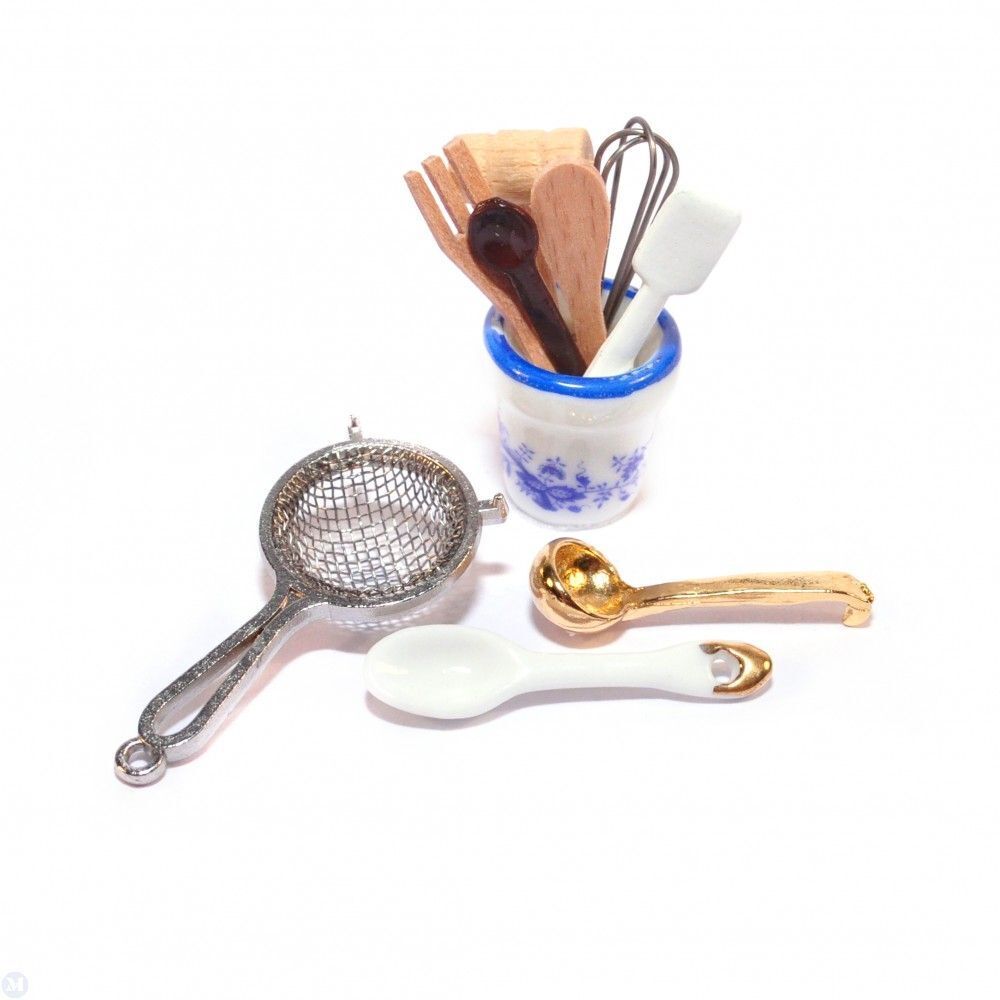 Reutter Porcelain - Dollhouse Miniature Kitchen Utensils