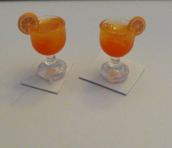 Dollhouse Miniature Set of 2 Tequila Sunrise Drinks Handcrafted