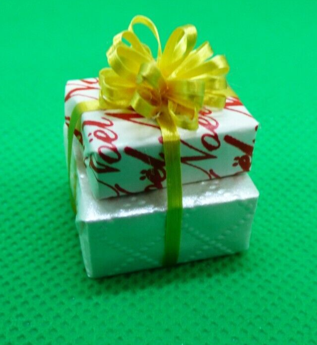 Dollhouse Miniature Christmas Double Wrapped Gift #308 Handcrafted