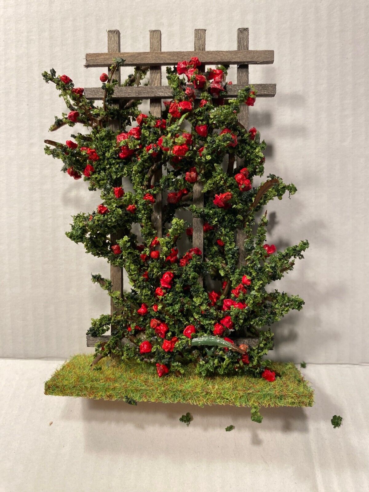 Dollhouse Miniature Red Rose Trellis