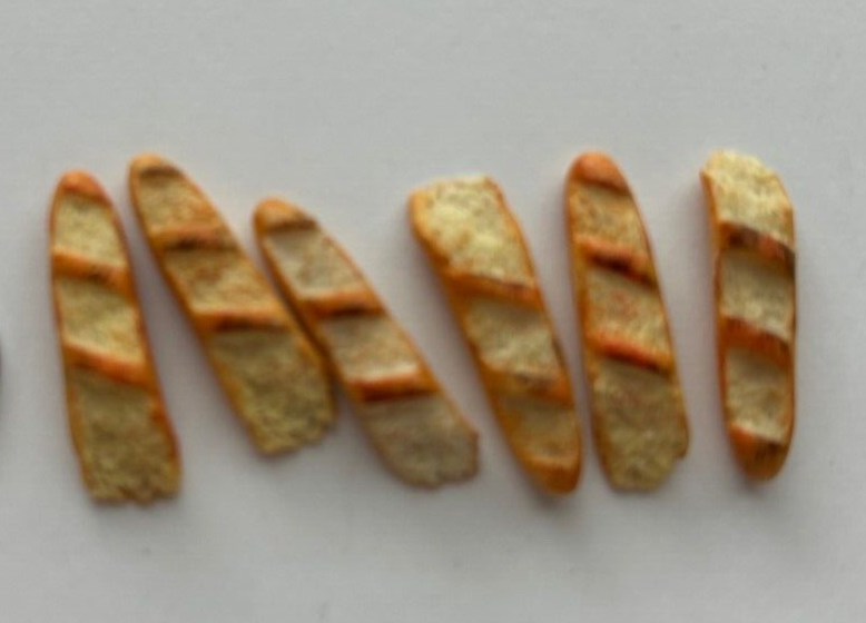 Dollhouse Miniature Set of 6 Garlic Bread by Falcon Miniatures