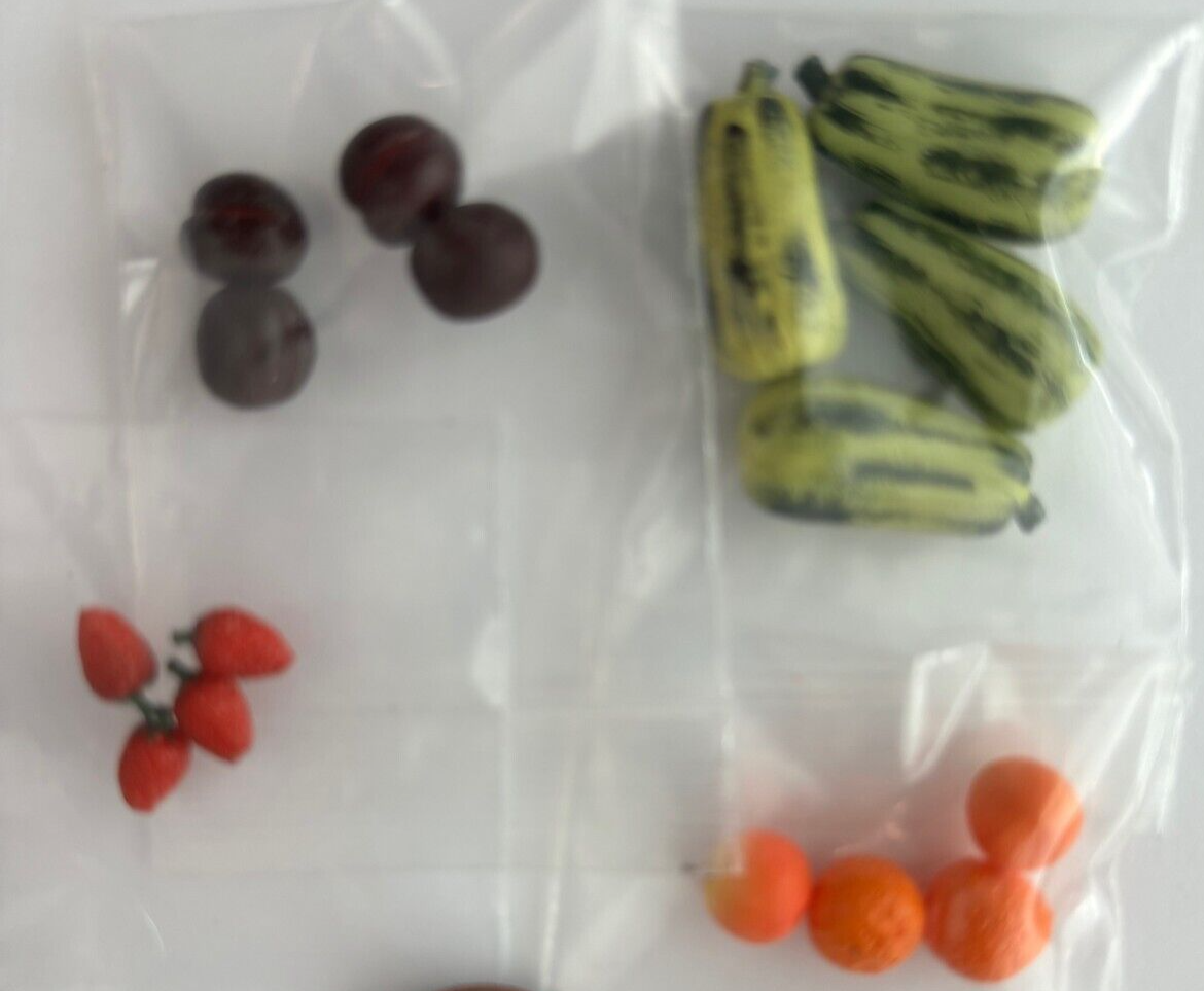 Dollhouse Miniature Set of Assorted Vegetables #8 by Falcon Miniatures