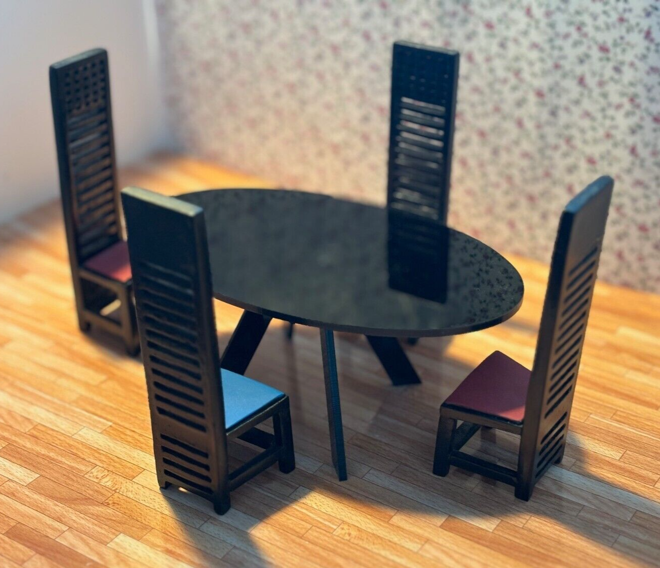 Dollhouse Miniature 1:12 Bozart Acrylic Table and 4 Mcintosh Hill Chairs