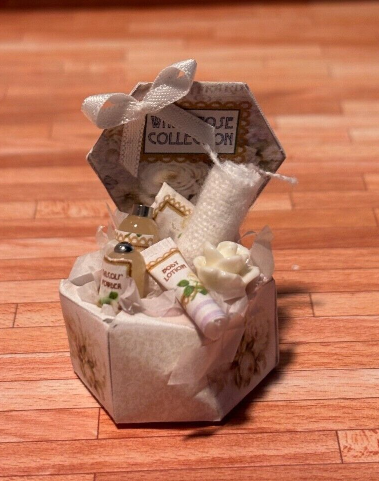 Dollhouse Miniature Handcrafted Bathroom Basket White