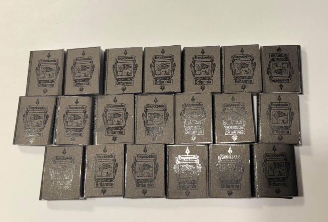 Dollhouse Miniature Set of 20 Encyclopedia Books Black and Gold