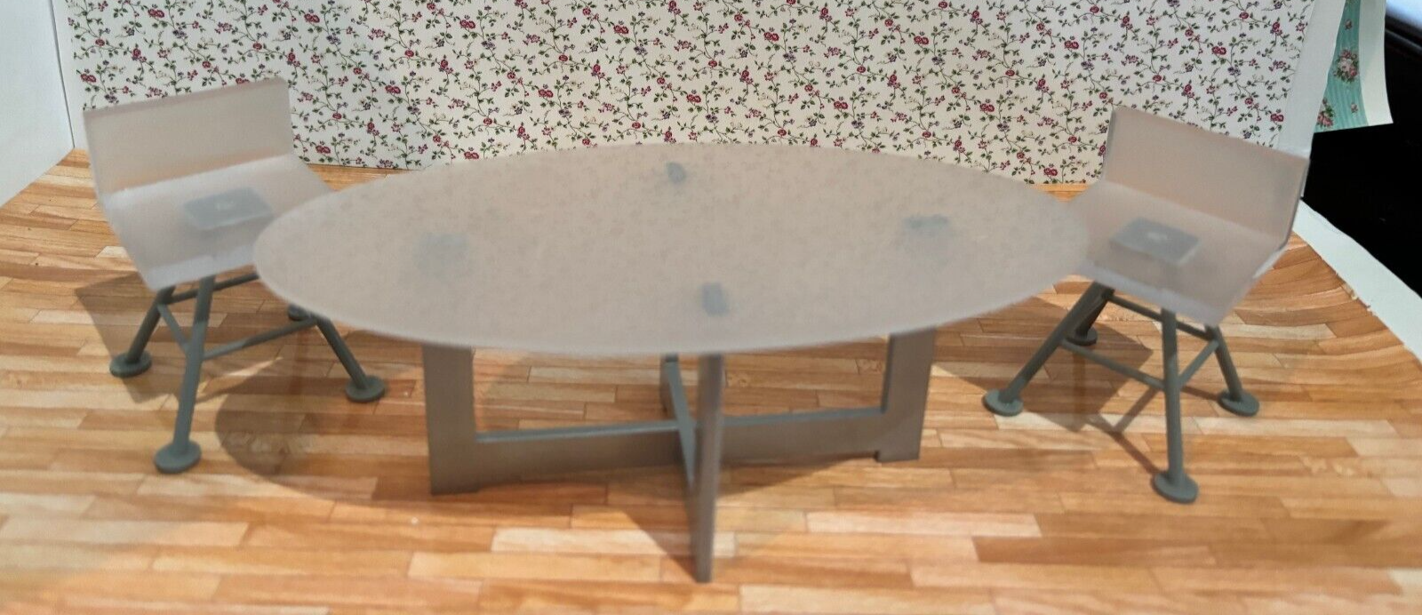 Dollhouse Miniature Modern Acrylic Table and 2 Chairs