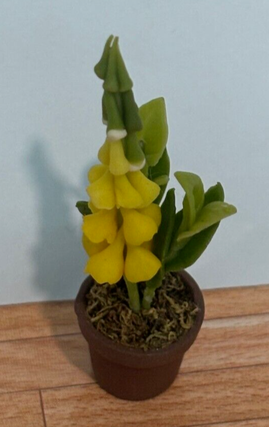 Dollhouse Miniature Lollipop Plant in Pot - Handcrafted