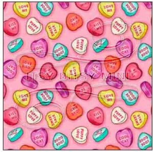 Dollhouse Miniature Wallpaper - Valentine Hearts 1:12 Scale - Itsy Bitsy Minis