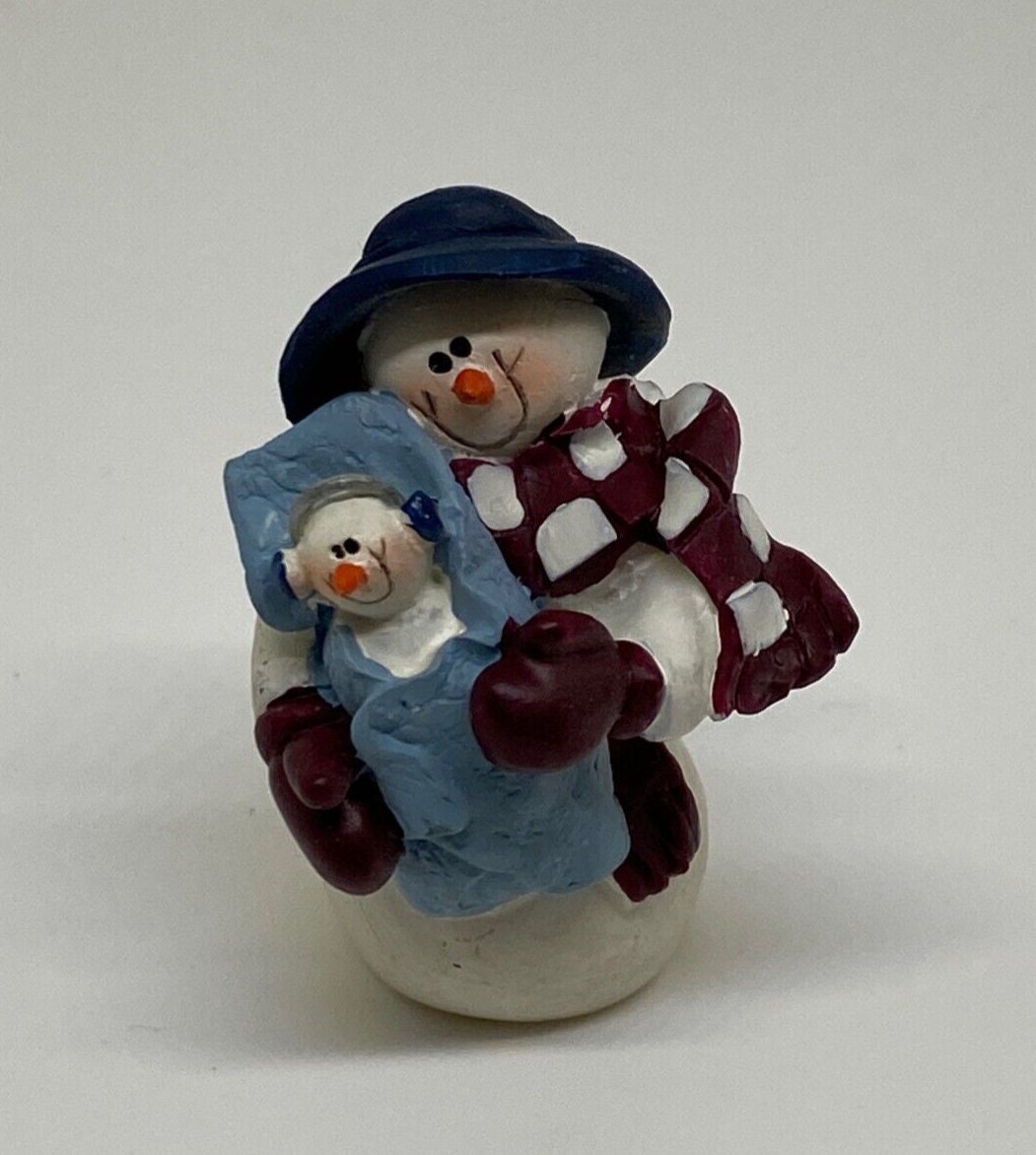 Dollhouse Miniature 2 Snowmen Figurine