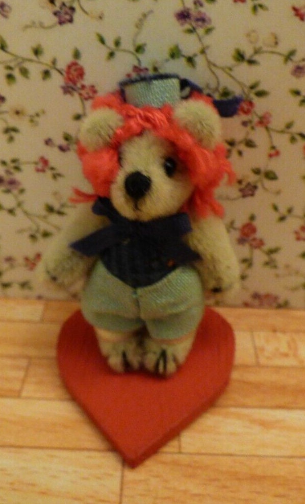 World of miniature bear  - andy bear - for dollhouse or collection