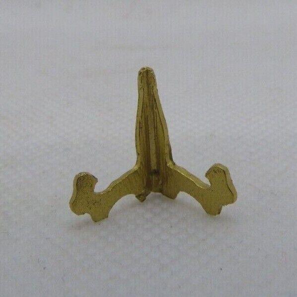 Dollhouse miniature gold colored plate holder