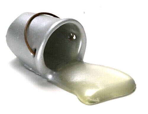 Dollhouse miniature bucket with spilled water by falcon miniatures