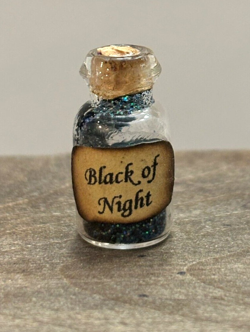 Dollhouse Miniature Halloween Jar - Black of Night - Handcrafted