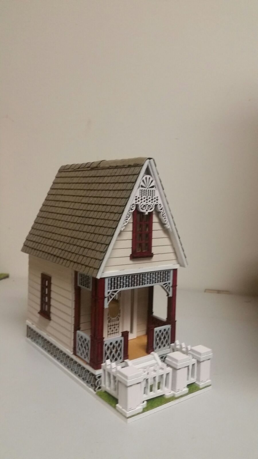 Little Ann 2 Victorian Cottage 1:48 Dollhouse (Milled Siding /Asphalt Shingles)