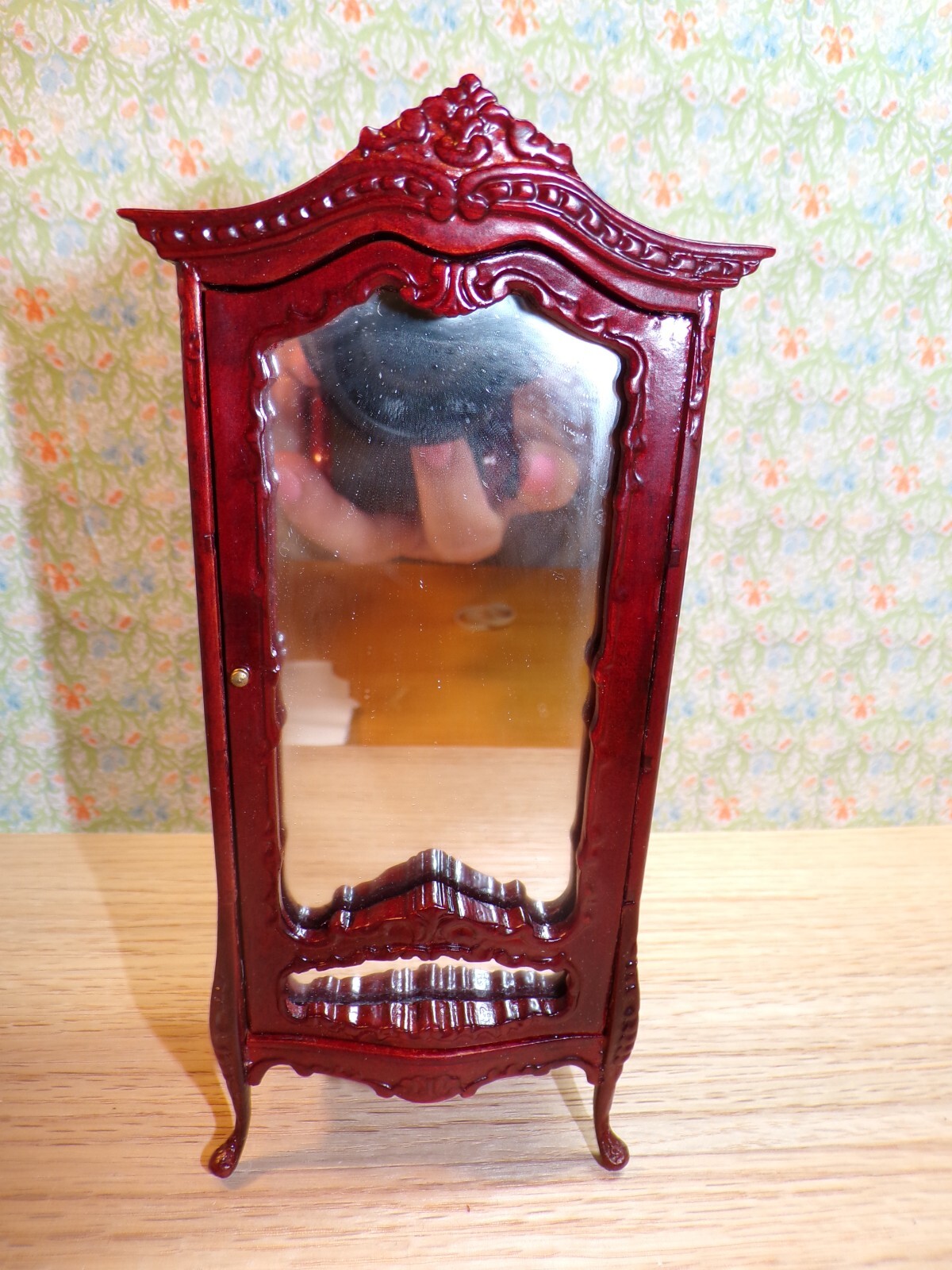 Bespaq Dollhouse Miniature Wardrobe in Mahogany