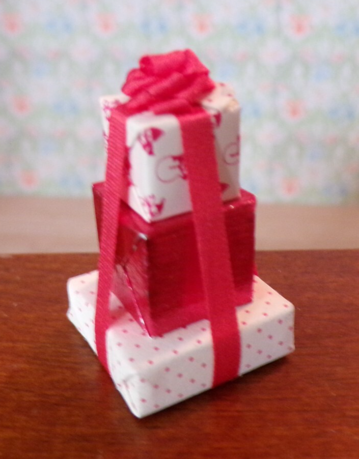 Dollhouse Miniature Christmas Triple Wrapped Gift #CH5 Handcrafted