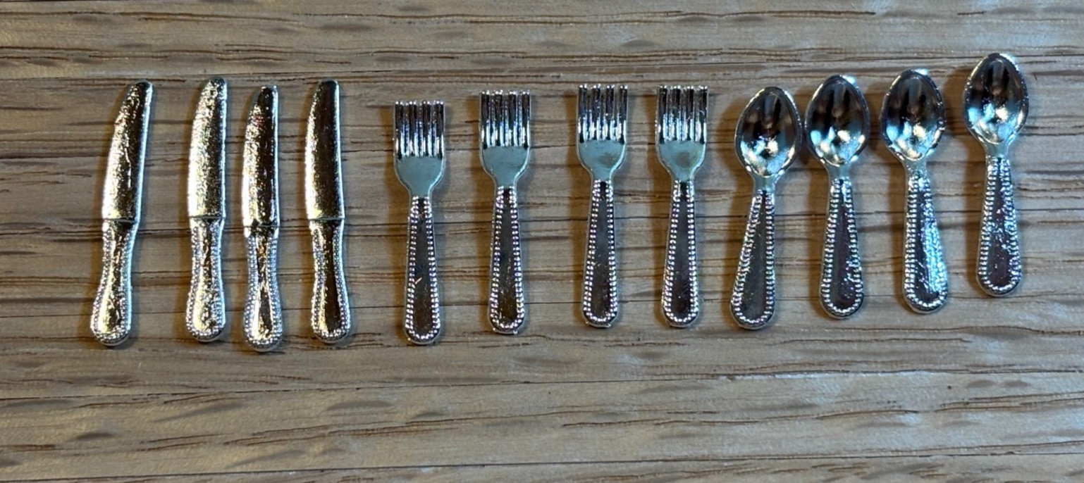 Dollhouse Miniature Cutlery Set of 12