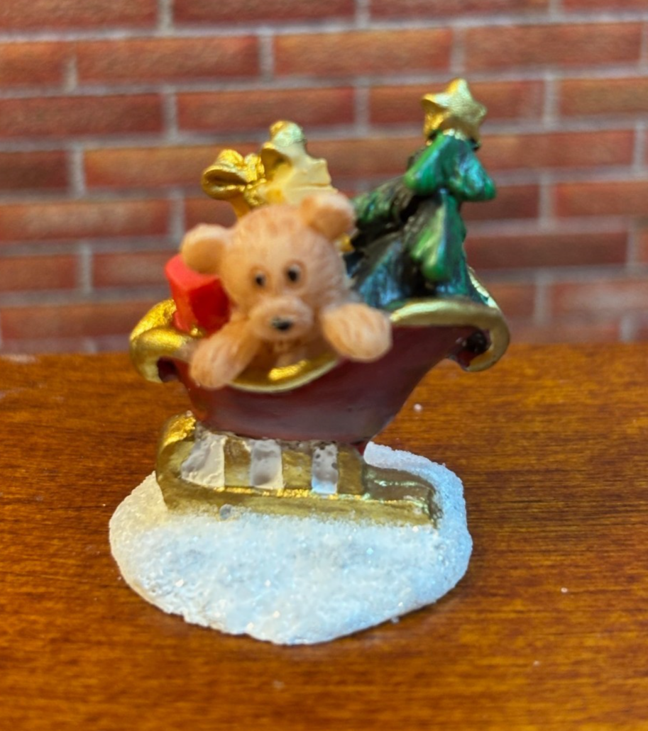 Dollhouse Miniature Tiny Sleigh Decoration