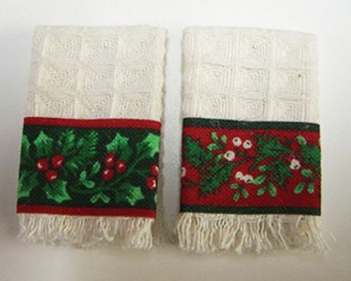 Dollhouse Miniature Christmas Holly Towel Set Handcrafted