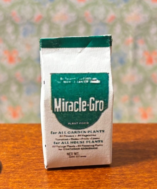 Dollhouse Miniature Miracle Gro Bag