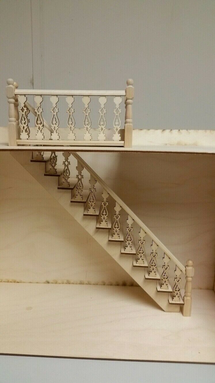 Dollhouse Lancaster Straight staircase with Landing