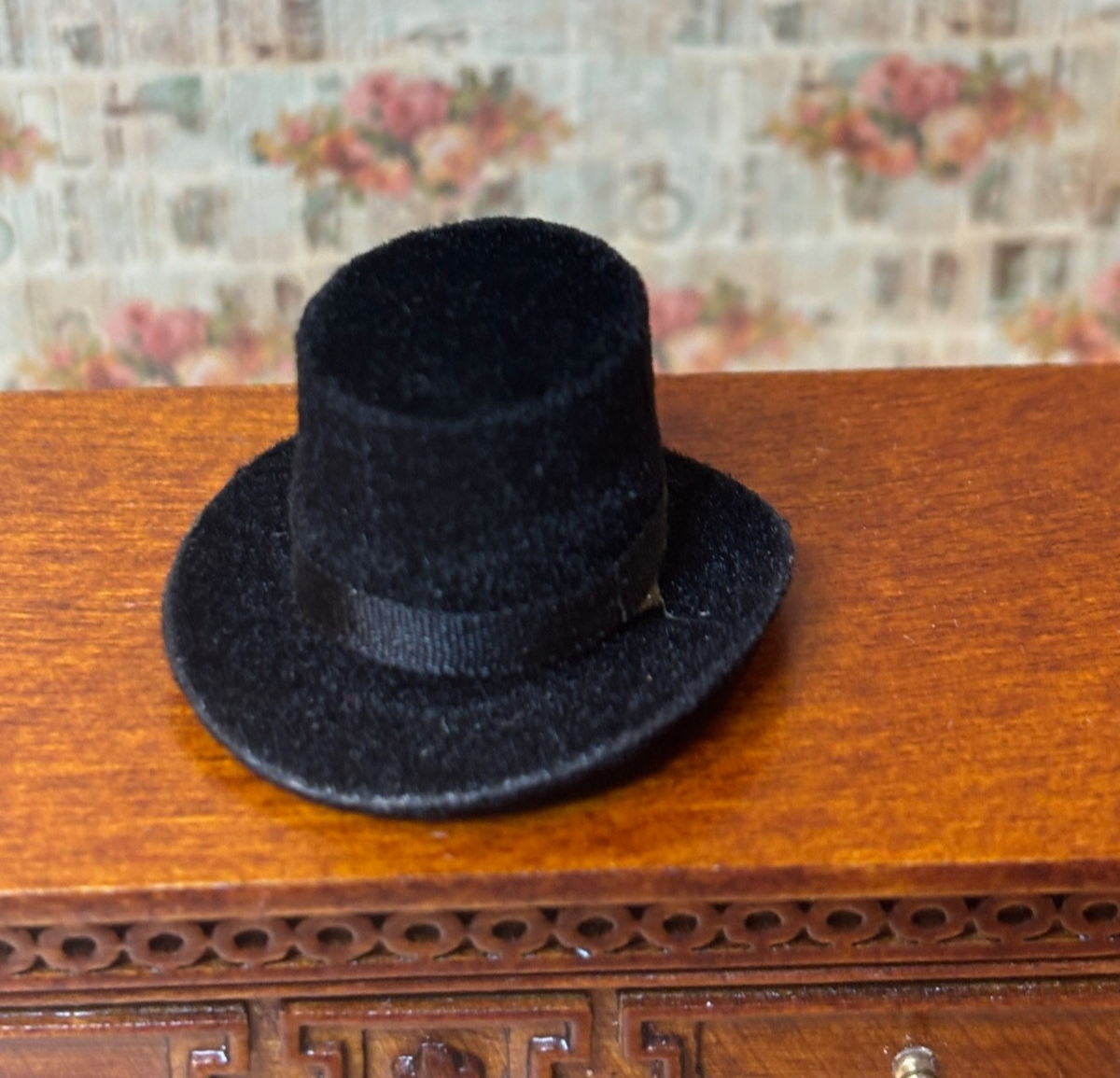 Heidi Ott Dollhouse Miniature Men's Black Top Hat